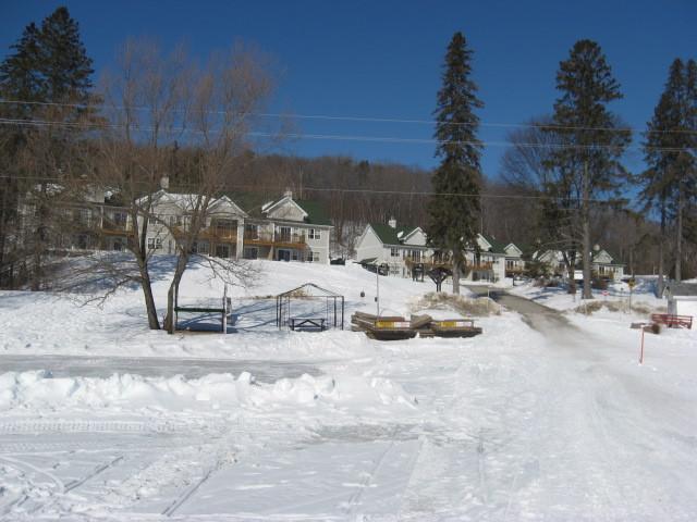 Hotel Getaways At Haliburton Heights | Haliburton | Ontario | Canada 6