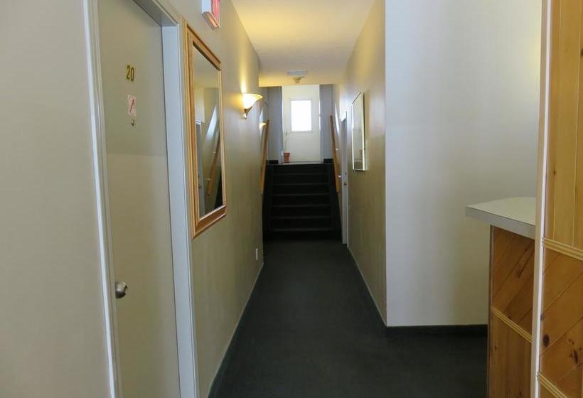 Big Horn Motel | Canmore | Alberta | Canadá 17