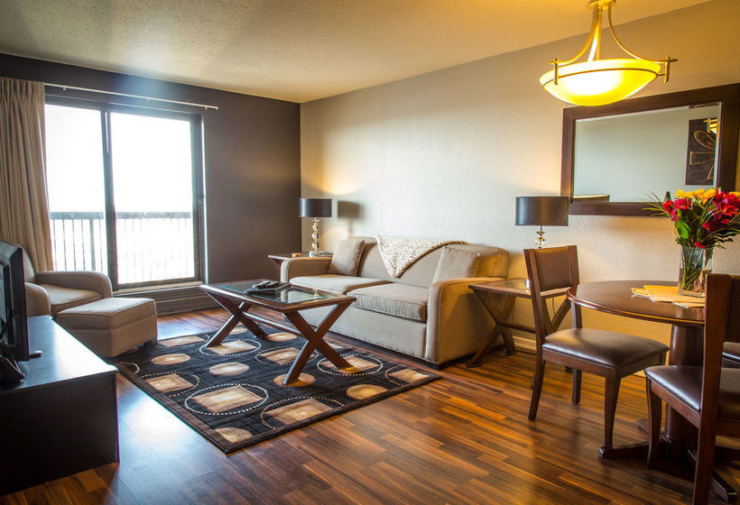 Hallmark Place Condominiums