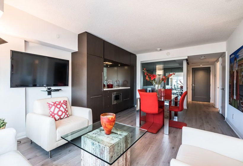 Quickstay - Class In Yorkville (yonge & Bloor)