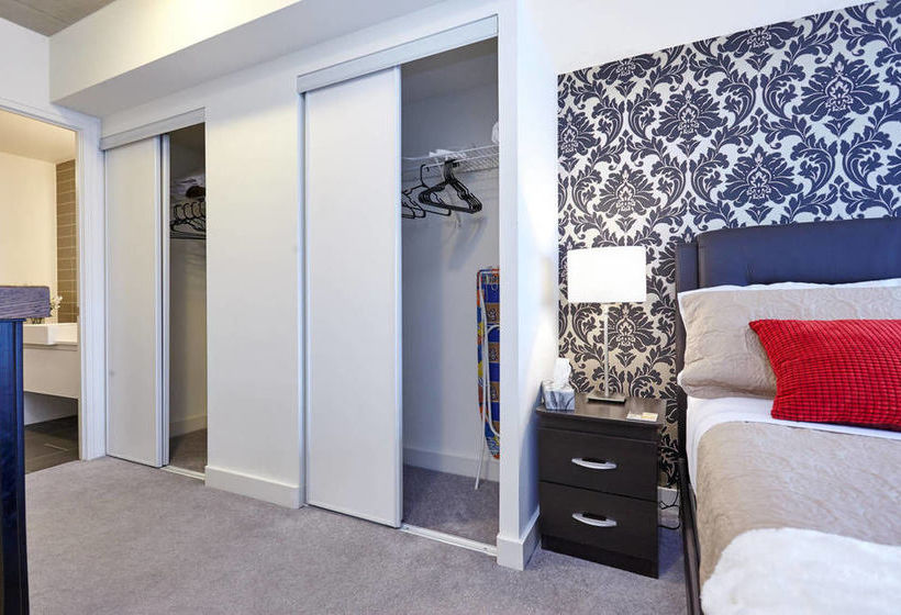 Pinnacle Suites - Trendy 2-story Loft | Toronto | Ontario | Canada 10
