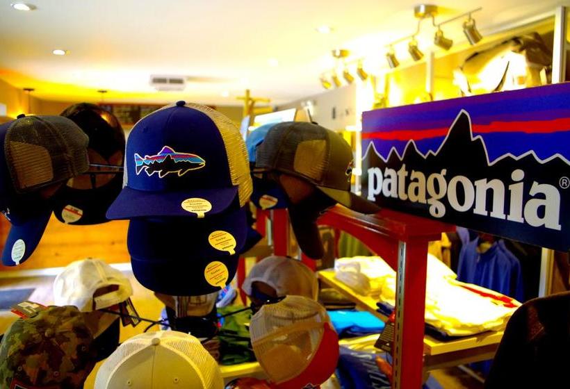 Hotel Bella Coola Eagle Lodge | Bella Coola | British Columbia | Canada 14