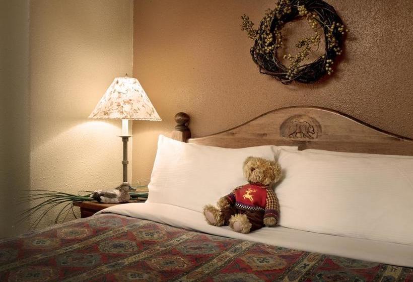 Resort Patricia Lake Bungalows | Jasper | Alberta | Canada 18