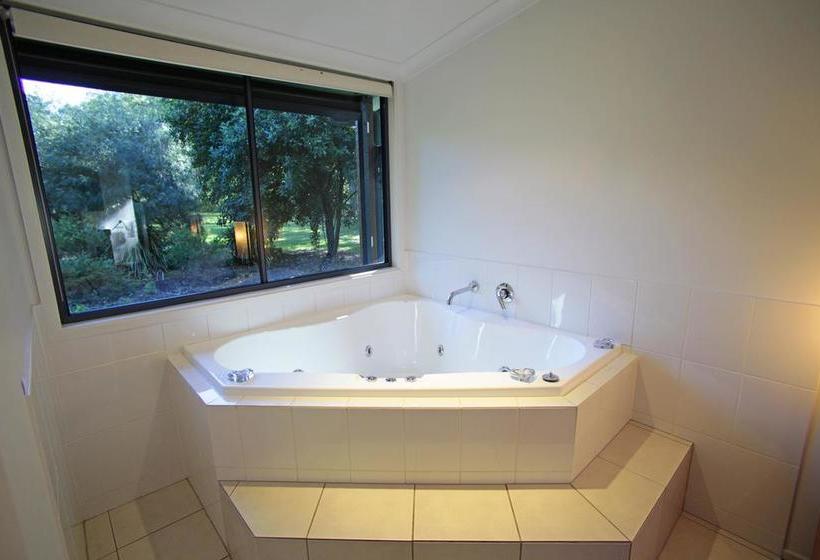 Resort Crookneck Retreat | Glass House Mountains | Queensland | Australia 18