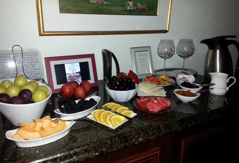 Sonora Desert Winery And Countryside B&b | Osoyoos | British Columbia | Canada 6