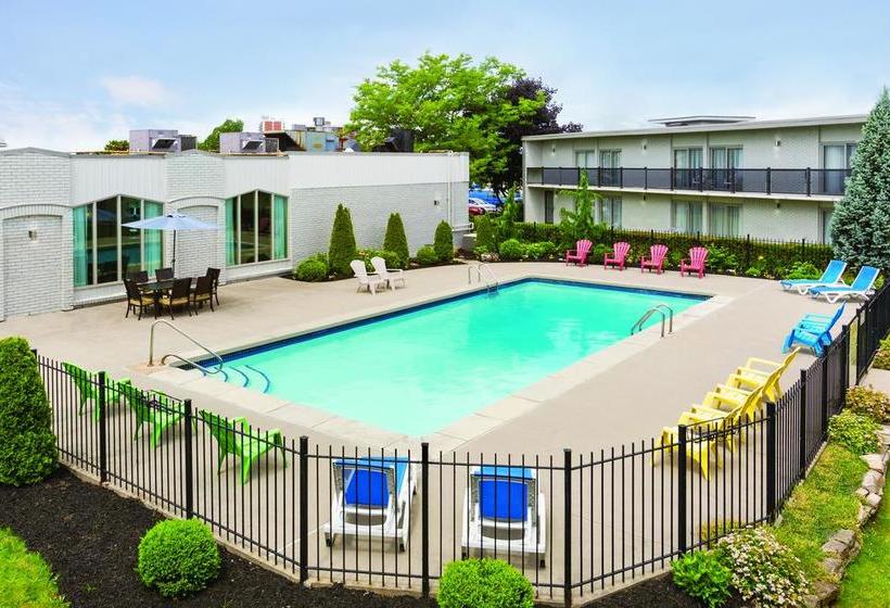 Hotel Days Inn By Wyndham London | London | Ontario | Canada 9