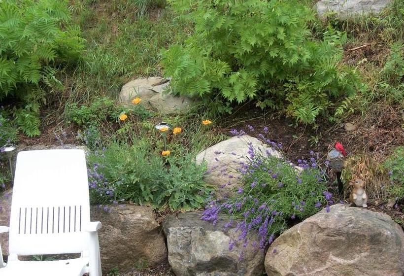 Au Beau Soleil Bed & Breakfast | Mont Tremblant | Quebec | Canada 15