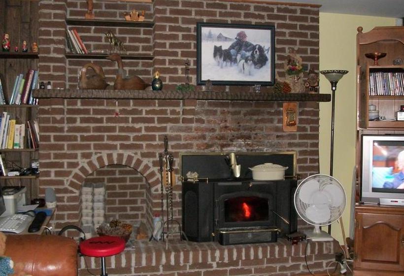 Au Beau Soleil Bed & Breakfast | Mont Tremblant | Quebec | Canada 4