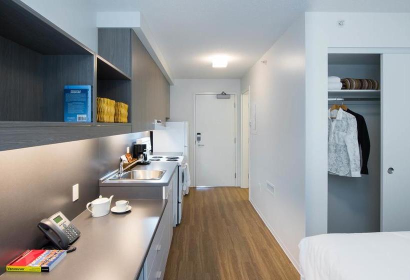 Hotel Ponderosa Studios | Vancouver | British Columbia | Canada 2