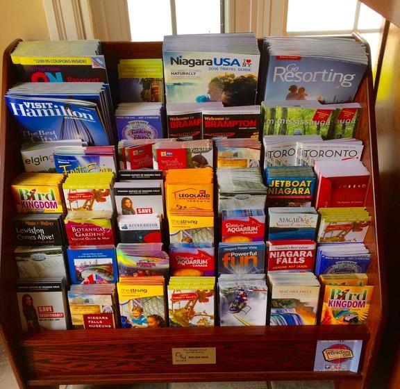 Motel Elodge Near The Falls | Niagara Falls | Ontario | Canada 14