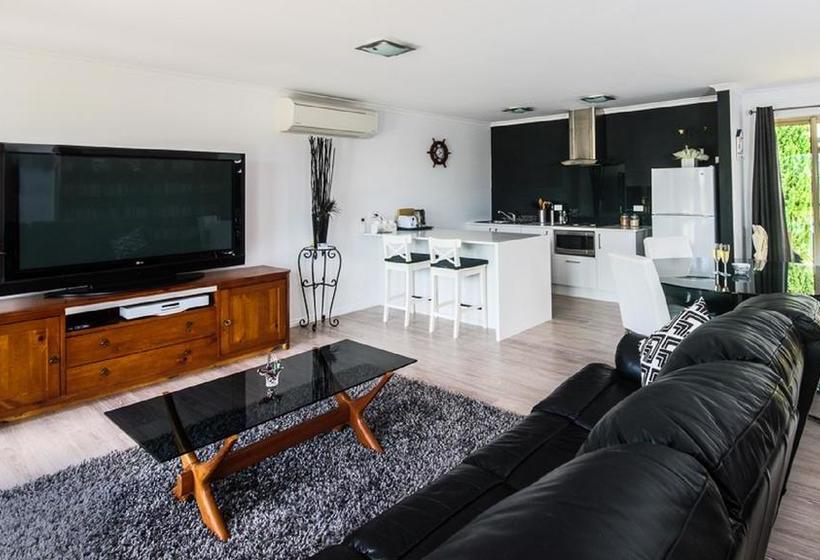 Lure Bed And Breakfast Normanville