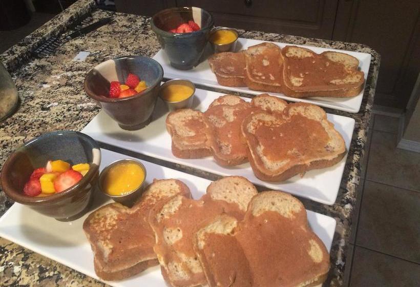 Alpenrose Revelstoke Bed & Breakfast | Revelstoke | British Columbia | Canada 14