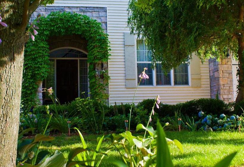 Panache Bed & Breakfast Niagara on the Lake Ontario