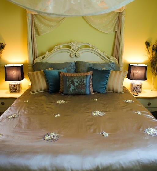 Panache Bed & Breakfast | Niagara on the Lake | Ontario | Canada 6