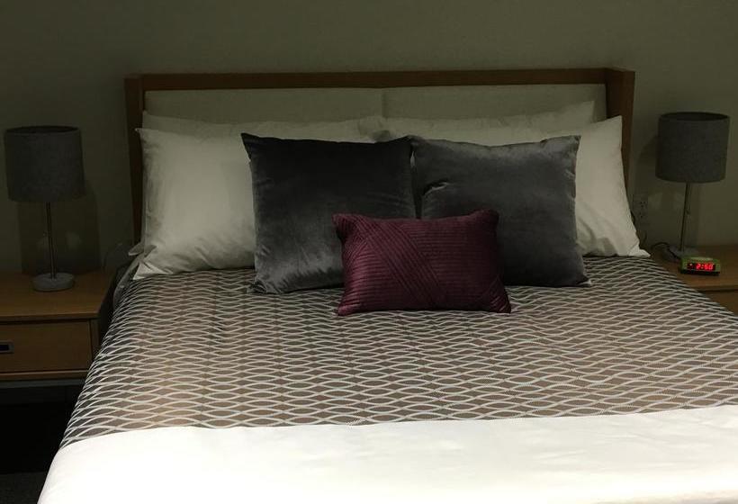 Hotel University of Alberta Plh Accommodation | Edmonton | Alberta | Canada 2