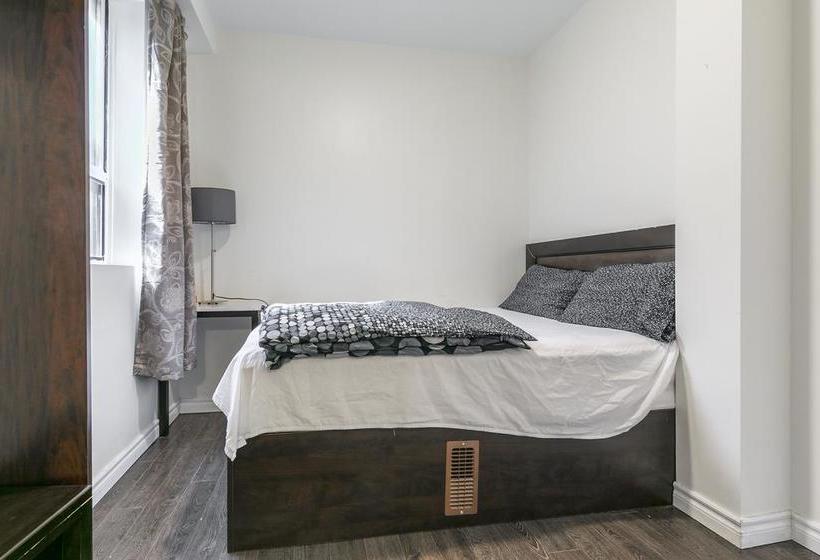 Inn Elevate Rooms Yiju Guest House | Toronto | Ontario | Canada 3