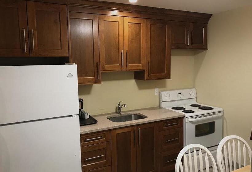 Hotel Sahara Suites | Osoyoos | British Columbia | Canada 14