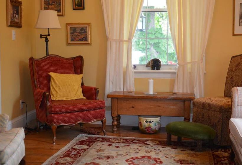 The Stewart House Bed & Breakfast | Niagara on the Lake | Ontario | Canada 4