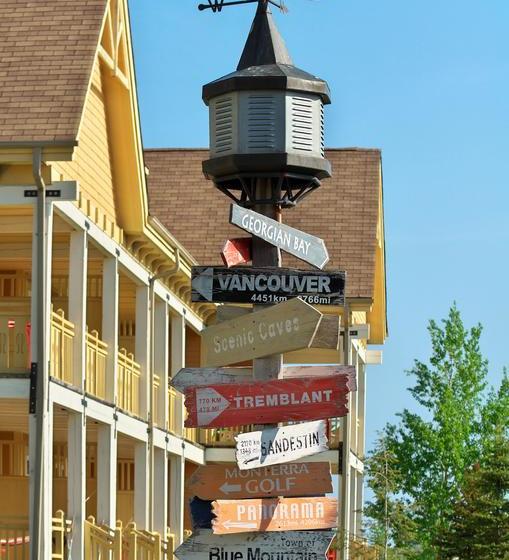 Hotel Embarc Blue Mountain | Blue Mountains | Ontario | Canada 13