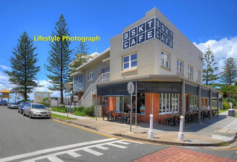 Mermaid Beach at Nobbys Motel | Mermaid Beach | Queensland | Australia 9