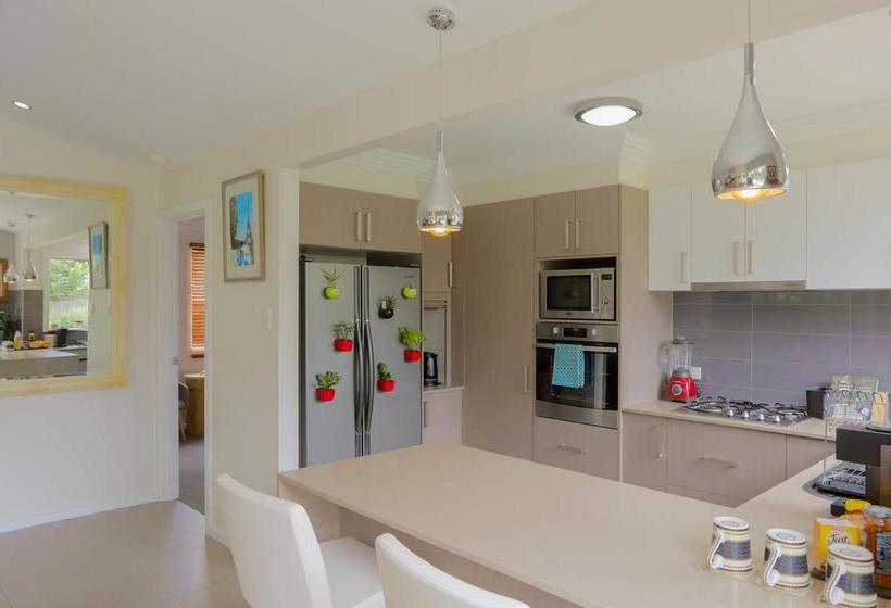 Hotel Armidale Cottage | Armidale | New South Wales | Australia 17