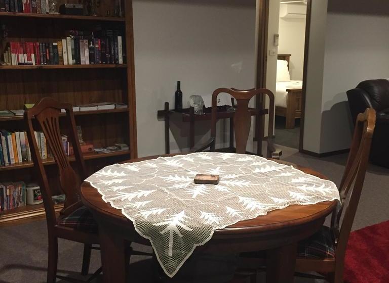 Bed and Breakfast Holly House Bnb | Moyhu | Victoria | Australia 11