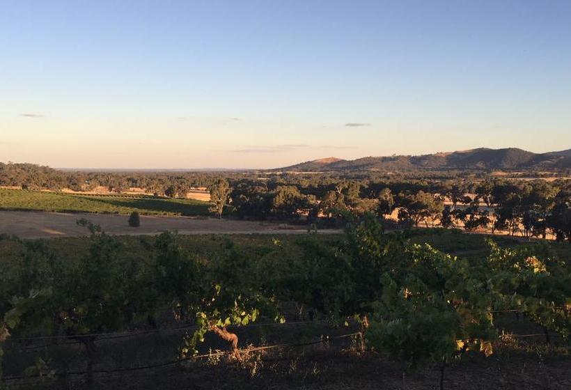 Hotel Warrenmang Vineyard & Resort | Moonambel | Victoria | Australia 2