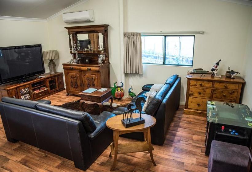 Bed and Breakfast Braybrook Boutique Bnb | Serpentine | Western Australia | Australia 13