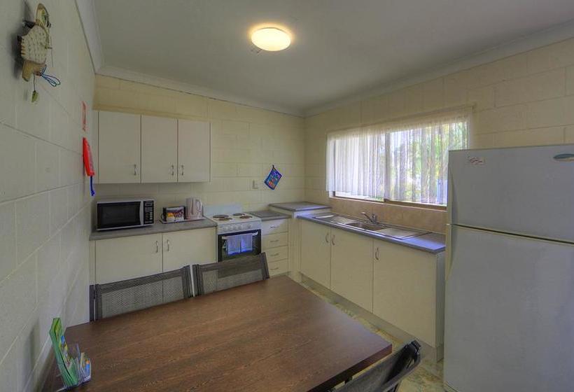 Motel Sunlover Lodge | Kinka Beach | Queensland | Australia 4