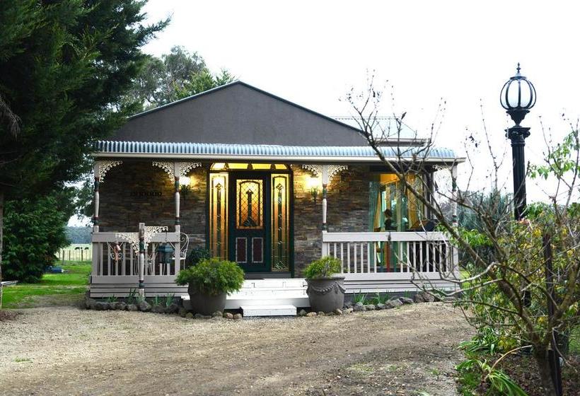 Bed and Breakfast Still Waters | Yellingbo | Victoria | Australia 1
