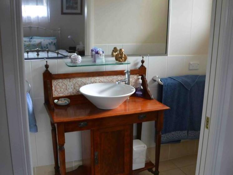 Bed and Breakfast Dalrymple Lodge | Allora | Queensland | Australia 9