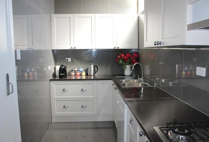 Bed and Breakfast Pirralilla Estate | Aldgate | South Australia | Australia 7