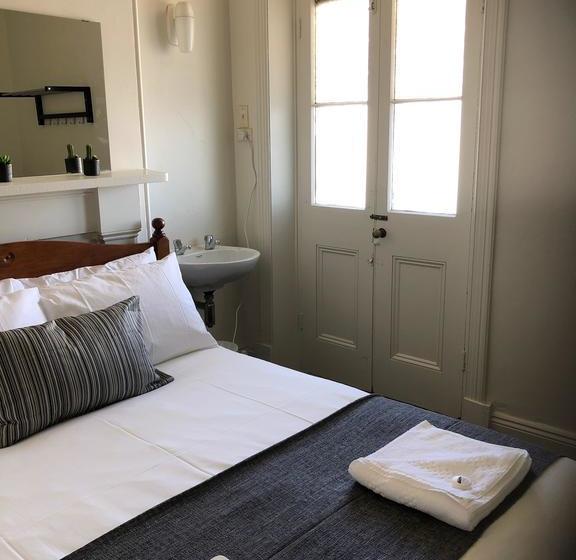 Hotel Cornwall | Moonta | South Australia | Australia 7