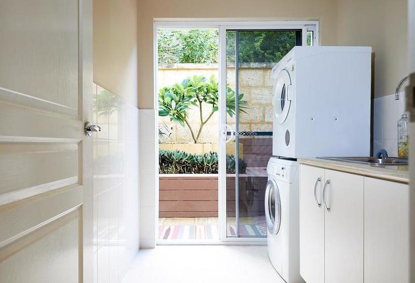 Hotel Sorrento Beach Manor | Perth | Western Australia | Australia 11