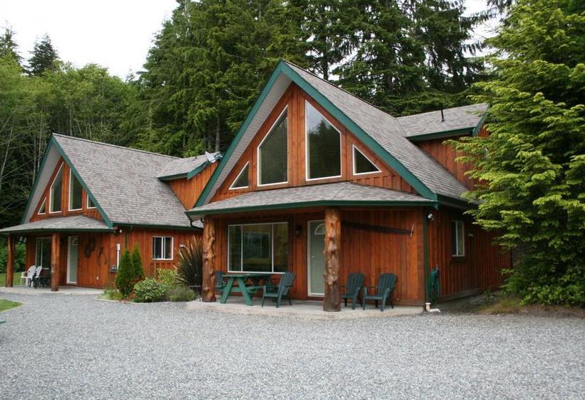 Trailhead Resort | Port Renfrew | British Columbia | Canada 1