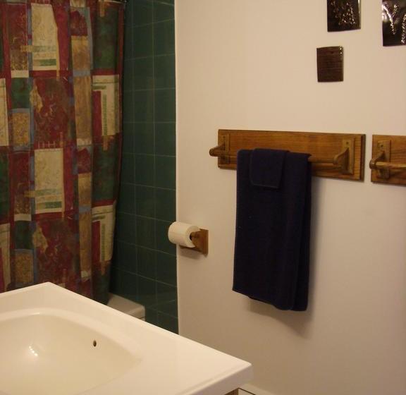 Cottage B&b | Banff | Alberta | Canada 10