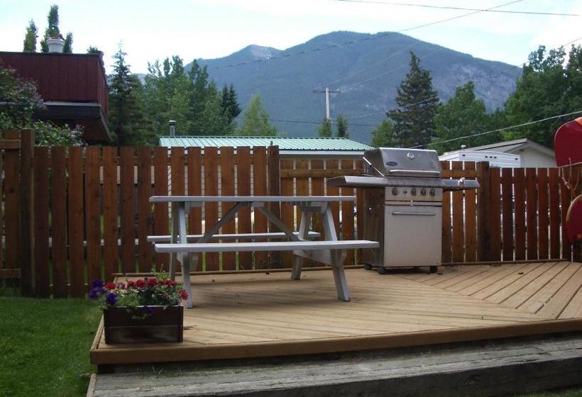 Cottage B&b | Banff | Alberta | Canada 4