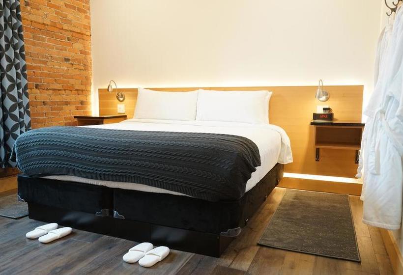 Hotel Savoy | Nelson | British Columbia | Canada 15