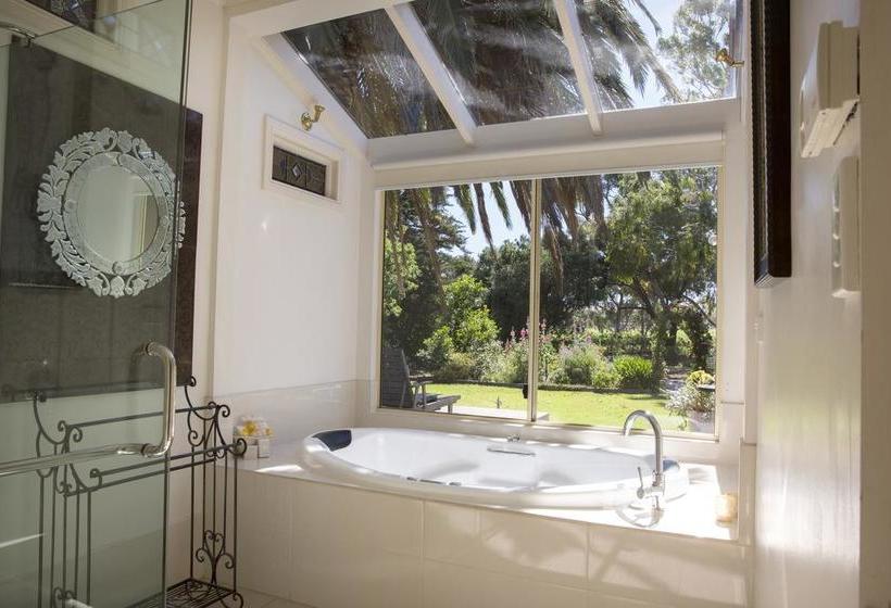 Bed and Breakfast Azalea Cedarrose Barossa Valley Villa | Lyndoch | South Australia | Australia 12