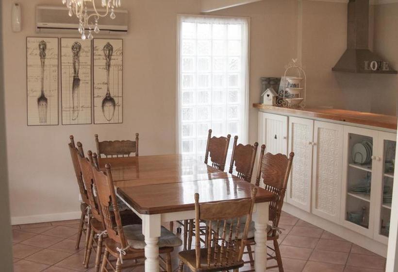 Bed and Breakfast Azalea Cedarrose Barossa Valley Villa | Lyndoch | South Australia | Australia 17