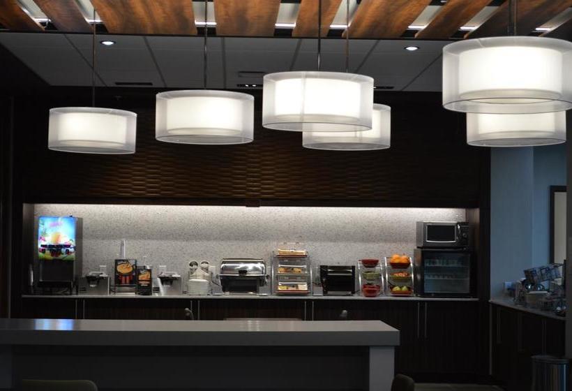 Hotel Wingate By Wyndham Kamloops | Kamloops | British Columbia | Canada 14