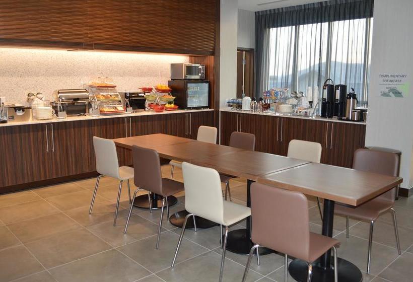 Hotel Wingate By Wyndham Kamloops | Kamloops | British Columbia | Canada 16