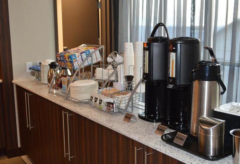 Hotel Wingate By Wyndham Kamloops | Kamloops | British Columbia | Canada 17