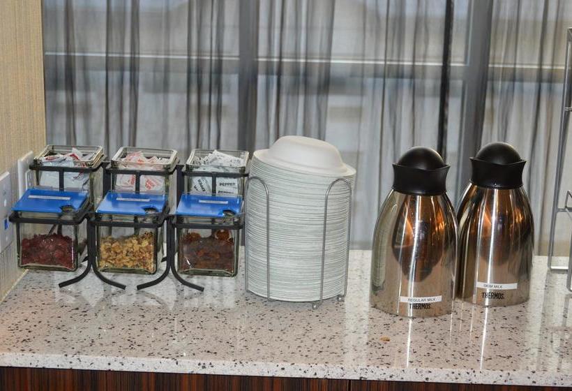 Hotel Wingate By Wyndham Kamloops | Kamloops | British Columbia | Canada 19