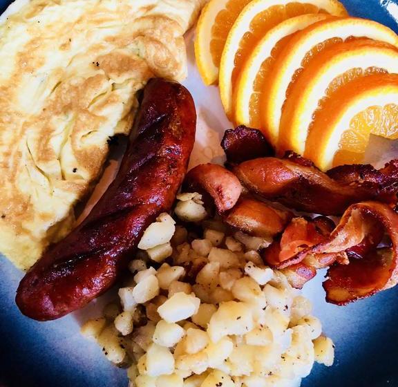 Bed and Breakfast Mabuhay Lakeside Manor | Yellowknife | Northwest Territories | Canada 12