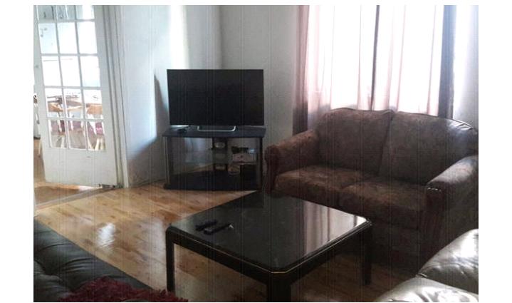 Bed and Breakfast Clean Room And Great Breakfast | Montreal | Quebec | Canada 10