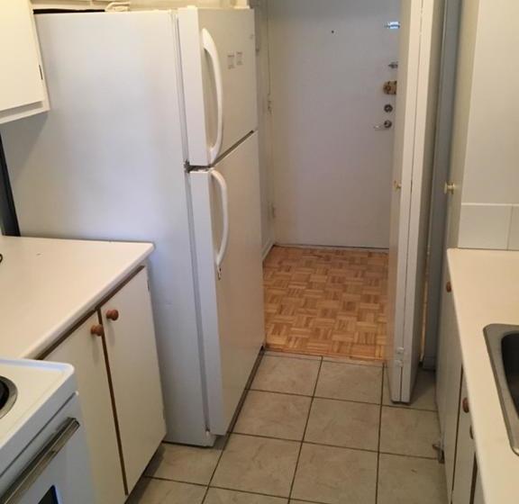 Bed and Breakfast Clean Room And Great Breakfast | Montreal | Quebec | Canada 11