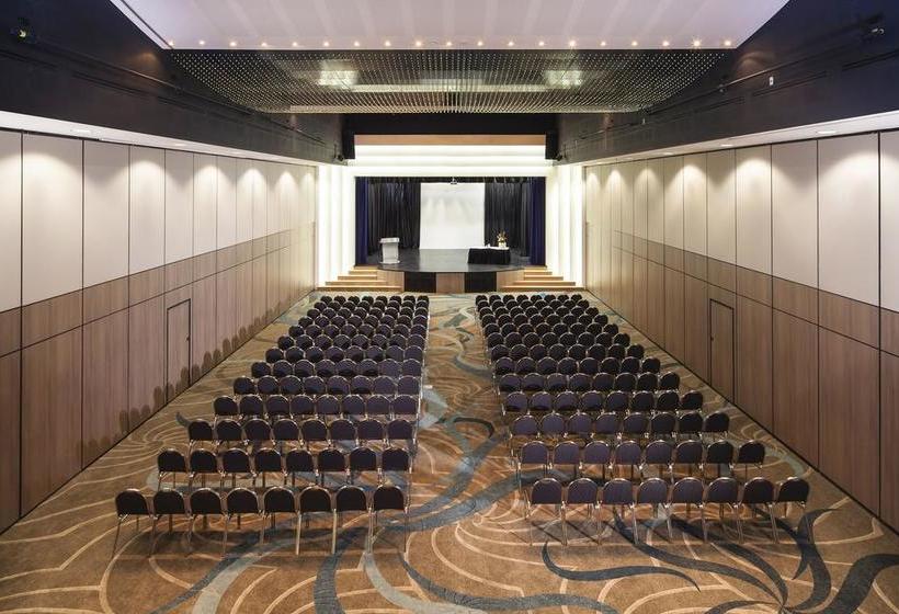 Hotel Mantra At Sharks | Gold Coast  | Queensland | Australia 4