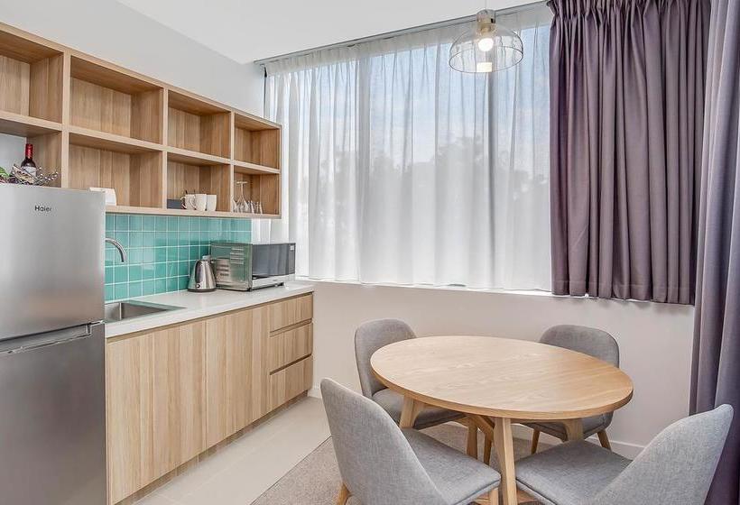 Hotel Mantra At Sharks | Gold Coast  | Queensland | Australia 8