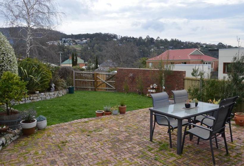 Bed and Breakfast Belton Abode | Hobart | Tasmania | Australia 13